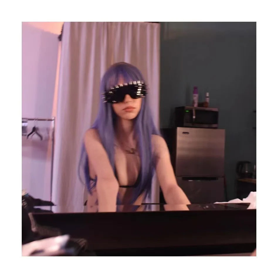 Cyberpunk Demon Eyewear Metal Rivet Party Sunglasses Steampunk Punk for Women Men Designer Sun Glasses Shade Eyewear